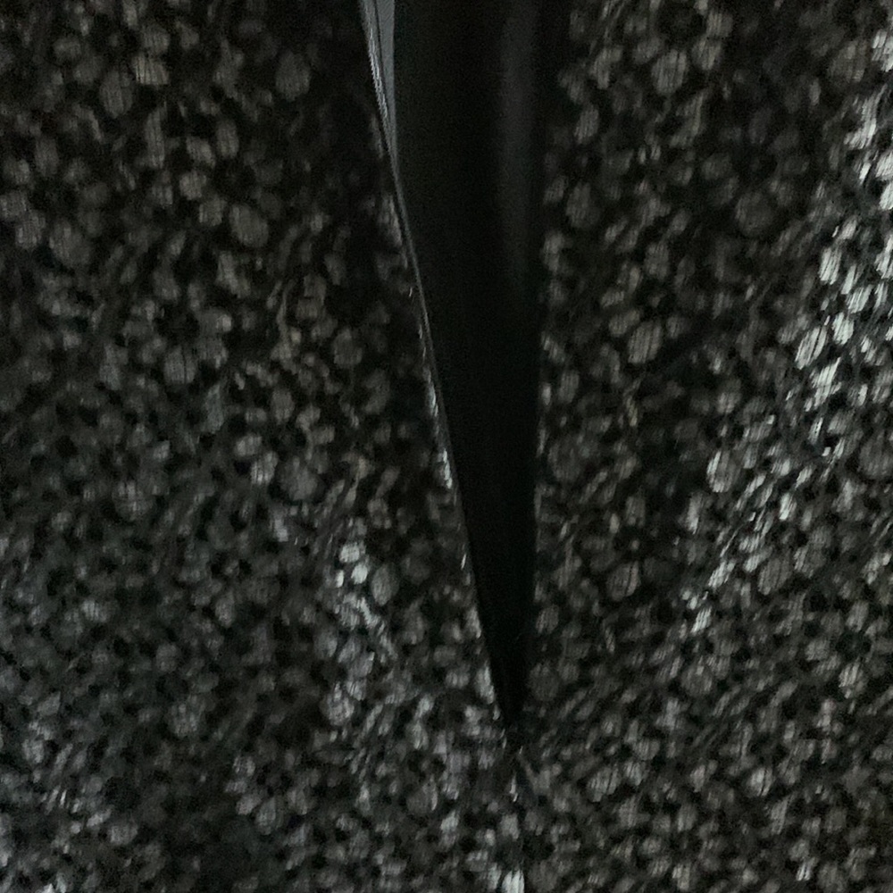 Patterned Dress - Picture 5 of 7
